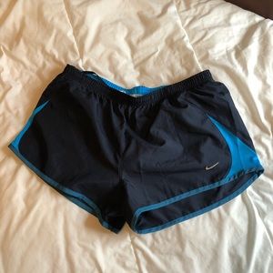 Nike shorts 🖤